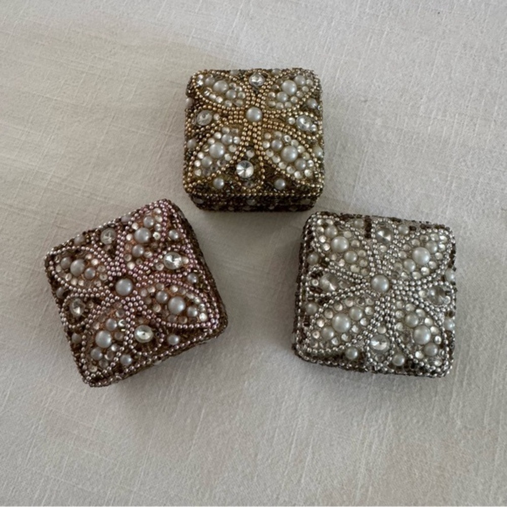 Vintage Beaded Jewelry trinket Box - Gold and Pearl